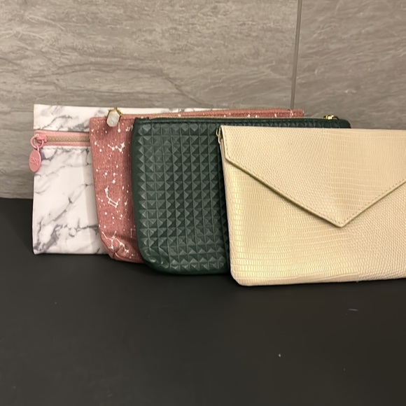 Ipsy Zipper Closed Pouches - Set of 4 - Picture 2 of 6